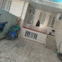 مغازه تجاری  200متری