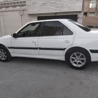 پژوپارس مدل ۱۴۰۲سفارشی ۴چرخ دیسگ مانیتور دار|خودرو سواری و وانت|اسدآباد, |دیوار