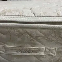 تشک استقبال کاملا سالم و تمیز|تشک تختخواب|بابل, |دیوار