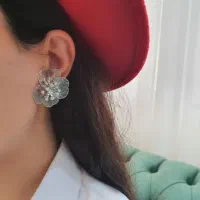 گوشواره و دستبند