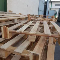 پالت چوبی وارداتی و تخته هفت لایی|مصالح و تجهیزات ساختمان|رشت, فلسطین|دیوار