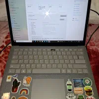 سرفیس لپتاپ ۱