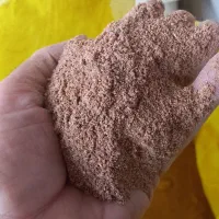 سماق کوبیده قهوه ای و قرمز