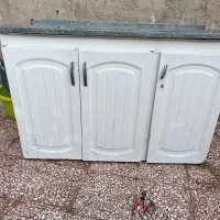 کابینت سه درب صفحه فلز