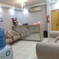 منشی مطب لیزر