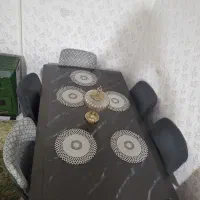 در حد نو   تمیز خش رخ|میز و صندلی غذاخوری|پرند, فاز ۵|دیوار