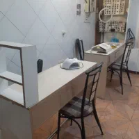 اجاره  میز وصندلی ناخن در ۳لاین
