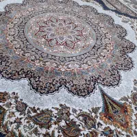 فرش ۷۰۰ شانه دسباف گونه