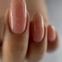 کاشت و ترمیم ناخن،پدیکور و مانیکور،استحکام سازی