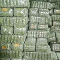 باقالی سبز  و نخود فرنگی