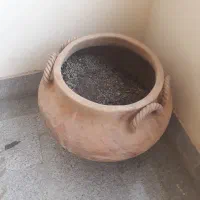 گلدان سفالی بزرگ. سالم