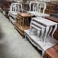 مرکز پخش جلومبلی چمدانی فلزی وکیوم‌ جلو مبلی عسلی|مبلمان خانگی و میز عسلی|ارومیه, |دیوار