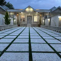 ویلا نوساز نما سنگ/۲۶۰ متری/بر آسفالت محلی