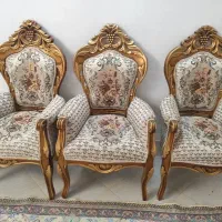 مبل طلایی