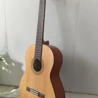 گیتار یاماها c40