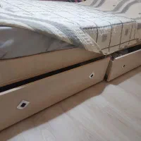 تخت خواب یک نفره