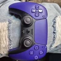 دسته ps5درحد آکبند خیلی کم کار قیمت مصرف کننده