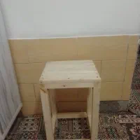 باسلام یک عدد صندلی چوبی|صندلی و نیمکت|اسلام‌شهر, شهرک مهدیه|دیوار