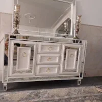 اینه کنسول دور اینه