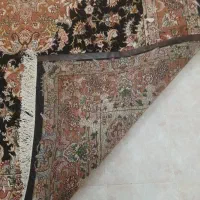 دوجفت فرش۹متری رج۳۵ ابریشم دارد|فرش|تبریز, |دیوار
