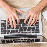 به راحتی تایپیست شوید .آموزش تایپ سریع و ورد