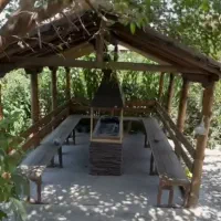 ساخت کلبه چوبی و آلاچیق سنتی