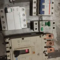 کلید حرارتی ۱۰۰و۵۰آمپر