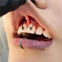 انجام انواع پیرسینگ بینی لب ابرو ناف .|خدمات آرایشگری و زیبایی|جیرفت, |دیوار