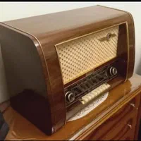 رادیو لامپی قدیمی لوپتا مدل ونوس FM دار|کلکسیون اشیاء عتیقه|تهران, آبشار تهران (دریاچه)|دیوار