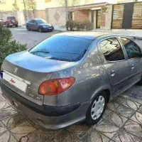 پژو ۲۰۶ SD V8 مدل ۱۳۹۳ بیرنگ معاوضه ام دارم