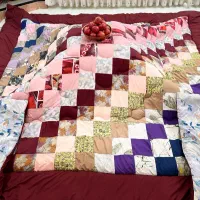 لحاف مادربزرگ ابعاد ۳/۵در۳/۵|رختخواب، بالش، پتو|اصفهان, احمدآباد|دیوار