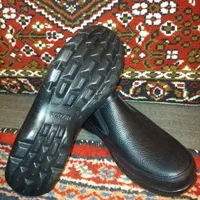 کفش فرزین