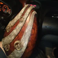 گلدان|کلکسیون اشیاء عتیقه|تهران, فلسطین (میدان انقلاب)|دیوار