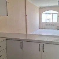 اجاره آپارتمان ۶۰ متری ۱ خوابه طبقه ۳ در نارمک جنو