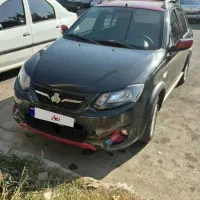 کوییک R مشگی قرمز