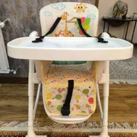 صندلی غذاخوری کودک تمیز و صندلی راک