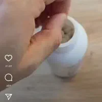 آشنا به انجام اموراداری