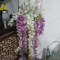 گل مصنوعی ۷ شاخه به همراه گلدان سالم