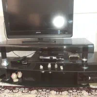 میز تلویزیون شیشه ای