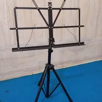 پایه نوت و پایه میکروفون بزرگ و کوچک فوری حراج