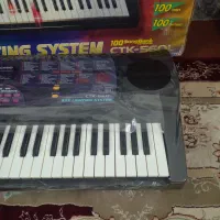 ارگ کاسیو ctk560 نوی نو داخل جعبه مناسب هدیه|پیانو، کیبورد، آکاردئون|مشهد, شهید قربانی|دیوار