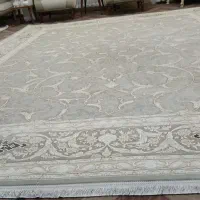 فرش در حد نو  ۱۲۰۰ شانه ۳۶۰۰تراکم