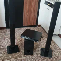 باند ال جی به همراه دی وی دی