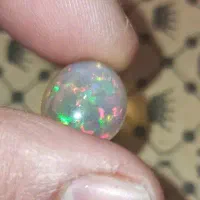 سنگ اوپال اشرافی هشت قیراطی|جواهرات|تبریز, |دیوار