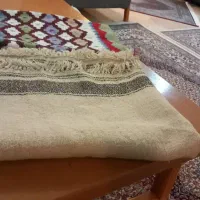 زیر انداز دست بافت ۱۴۰×۱۰۵و رومیزی ابعاد 9۰×۵۰|گلیم، جاجیم، گبه|تهران, نیروی هوایی (پیروزی)|دیوار