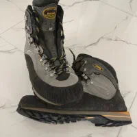 کفش کوهنوردی MEINDL|کوهنوردی و کمپینگ|شیراز, قلات|دیوار