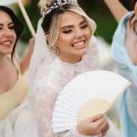 عکاسی و فیلمبرداری و هدیه خیلی جذاب