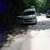 دربستی ون تویوتا هایس ۱۴ نفره ب نقاط کل کشور|خدمات حمل و نقل|ایلام, |دیوار