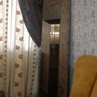 ساعت ایستاده شیشه ای
