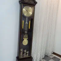 ساعت چوبی ایستاده|ساعت دیواری و تزئینی|اصفهان, باغ فدک|دیوار